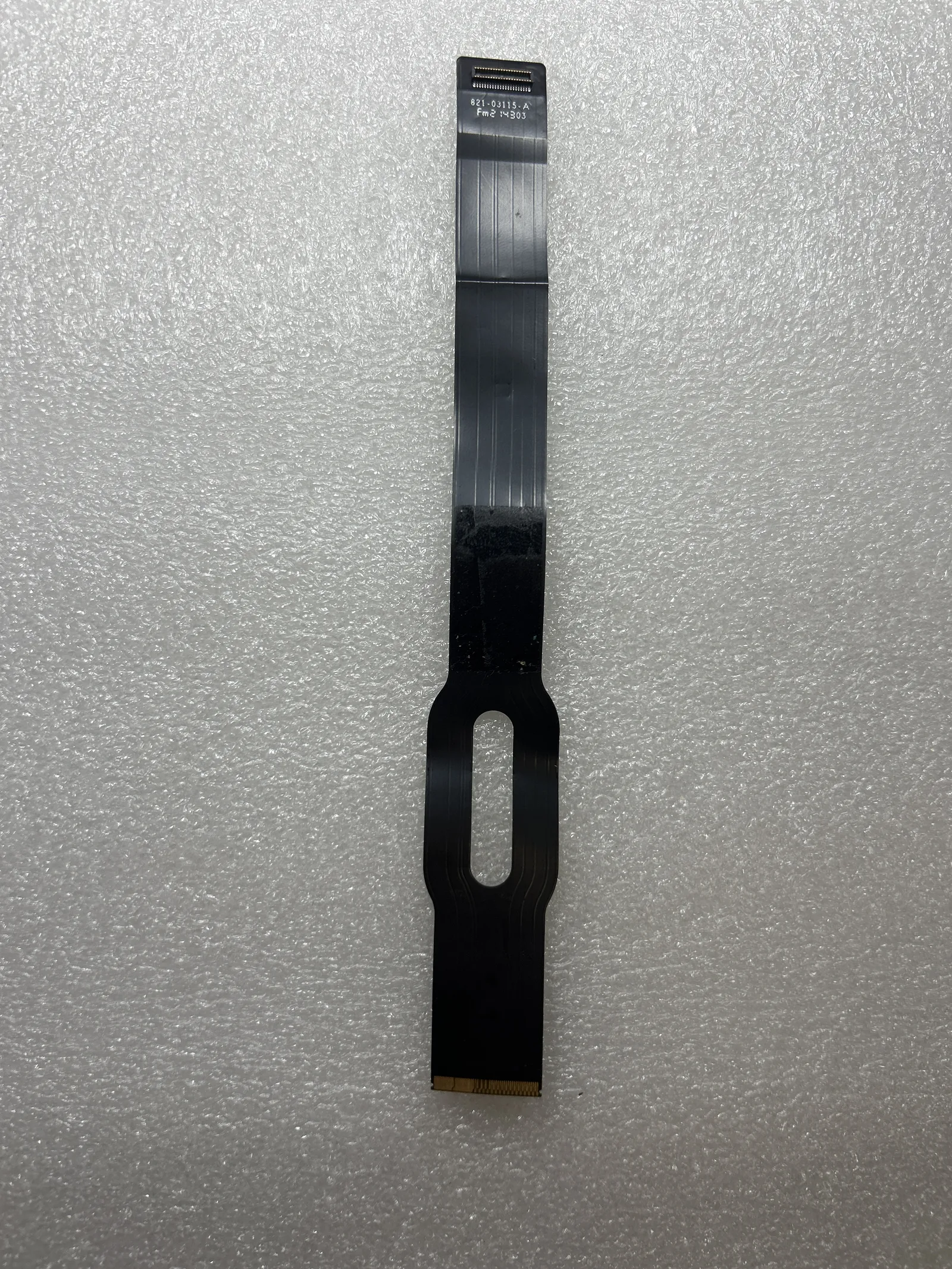 Cable flex de trackpad A2485 para MacBook Pro 16" M1 Pro/Max (2021)