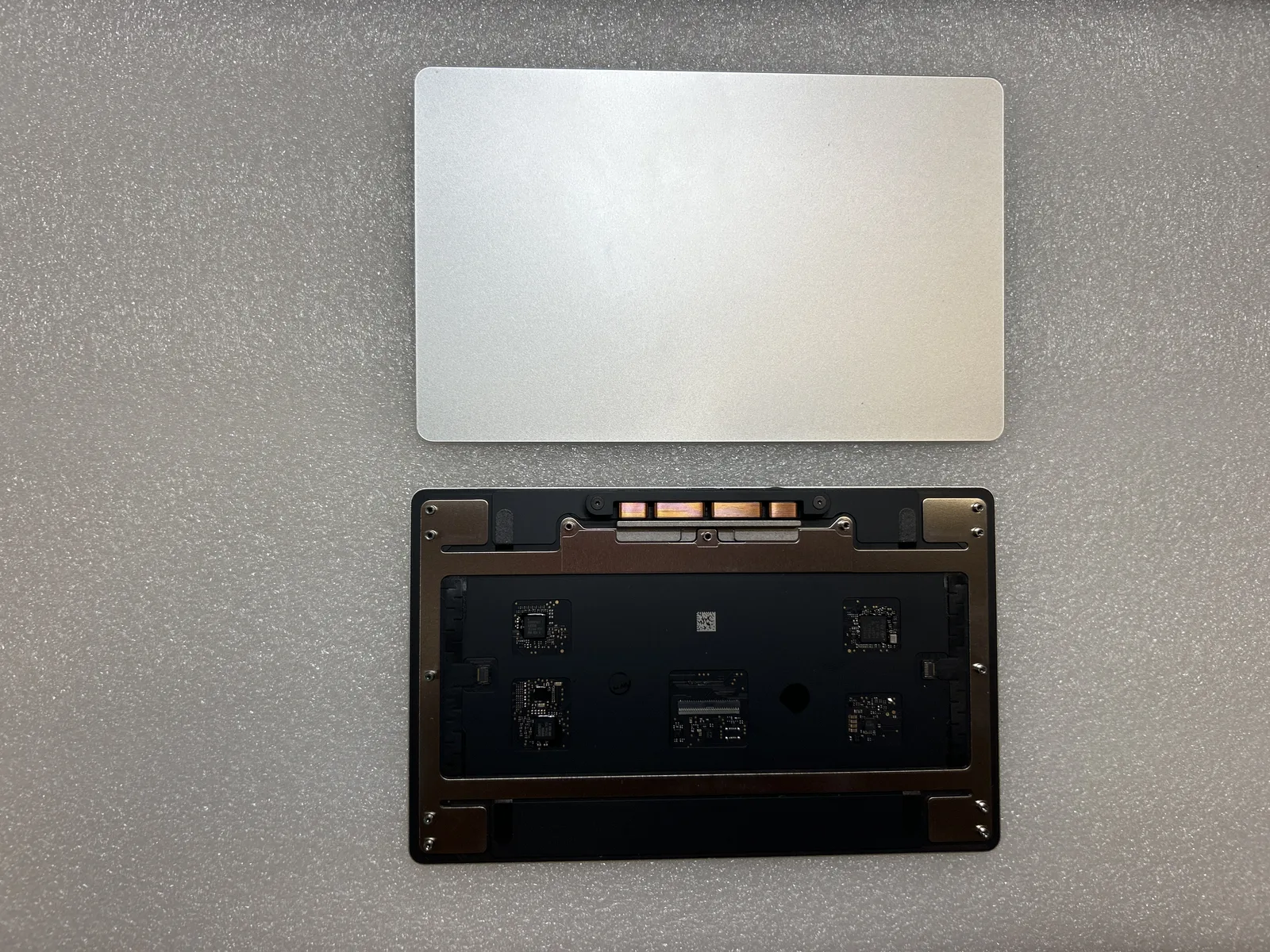 Trackpad original Apple A2485 color plata para MacBook Pro 16" M1 Pro/Max (2021)