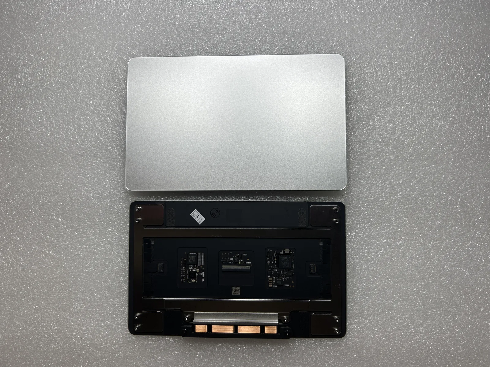 Trackpad original Apple A2779 color plata para MacBook Pro 14" M2 Pro/Max (2023)