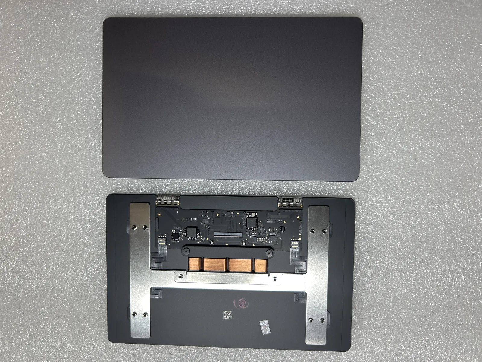 Trackpad original Apple A3114 color gris espacial para MacBook Air 15" M3 (2024)